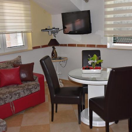 Apartments Scepanovic ティヴァト エクステリア 写真