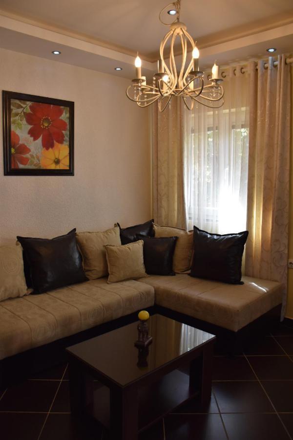 Apartments Scepanovic ティヴァト エクステリア 写真