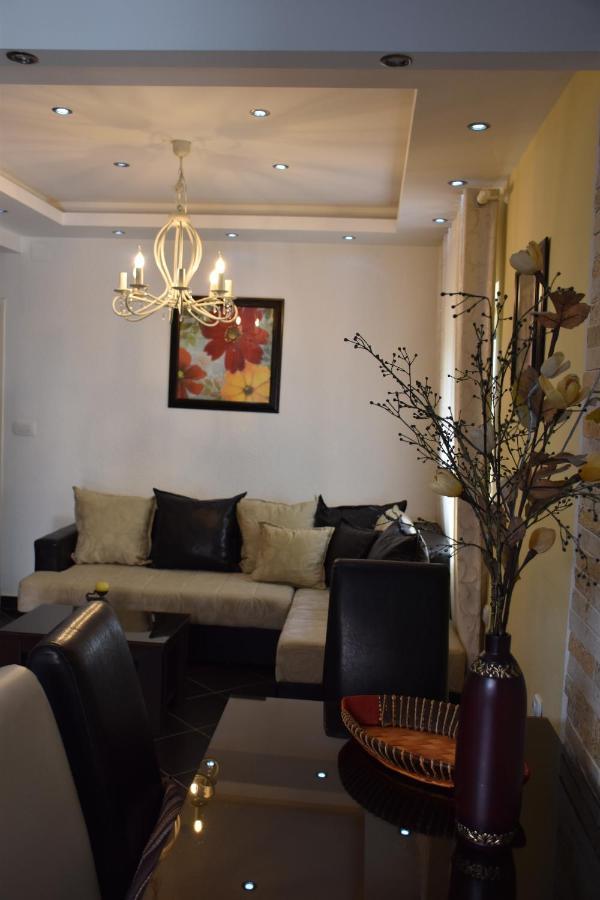 Apartments Scepanovic ティヴァト エクステリア 写真